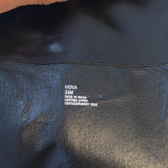 Dolald J Pliner used boot size 5.5 - Picture 14 of 16